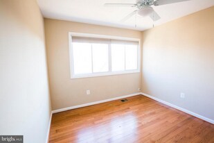 1767 Powder Horn Terrace in Woodbridge, VA - Building Photo