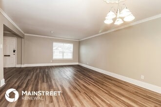 3812 Glenmont Dr in Fort Worth, TX - Foto de edificio - Building Photo