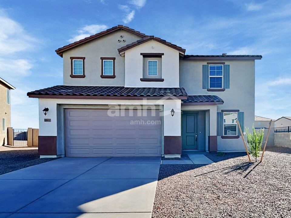 18441 W Cottontail Ln in Surprise, AZ - Foto de edificio