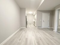 37 Creekstone Dr SW in Calgary, AB - Building Photo - Building Photo