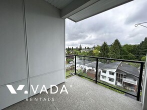 2180 Kelly Ave in Port Coquitlam, BC - Building Photo - Building Photo
