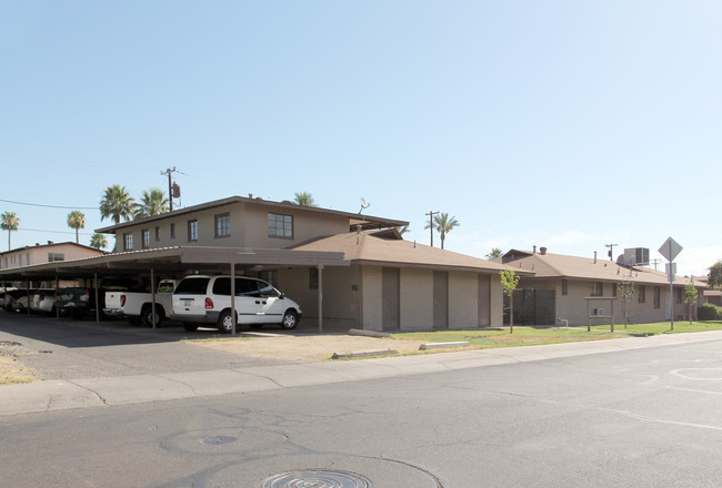 Melrose Flats in Phoenix, AZ - Building Photo - Building Photo