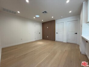 5759 Lemp Ave in Los Angeles, CA - Building Photo - Building Photo