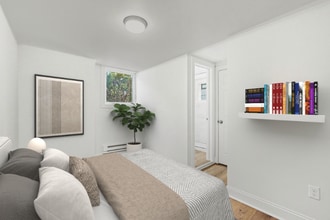 3337 Reading Rd in Cincinnati, OH - Building Photo - Building Photo