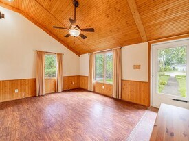 8316 Rutledge St in Merrillville, IN - Building Photo