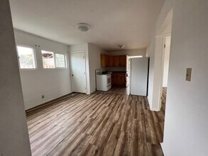 1259 Nanawale Way in Kailua, HI - Building Photo - Building Photo