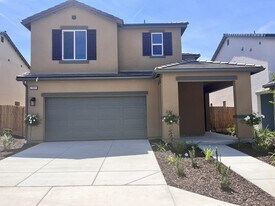 2909 E Veleta Dr in Fresno, CA - Building Photo