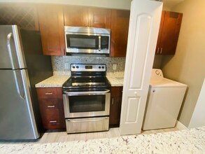 1239 SW 46th Ave, Unit 908 in Pompano Beach, FL - Building Photo - Building Photo