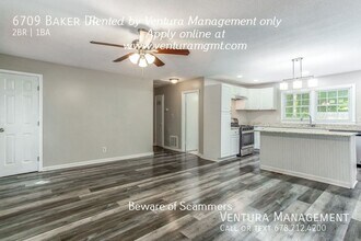 6709 Baker Dr in Lithia Springs, GA - Building Photo - Building Photo