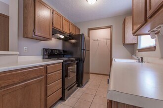 4041 S Ferguson Ave in Springfield, MO - Building Photo - Building Photo