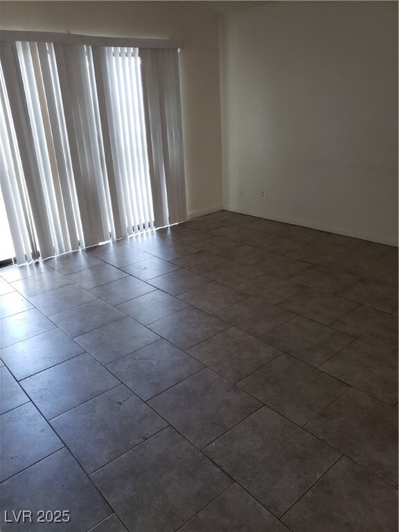 property at 3948 N Applecrest St