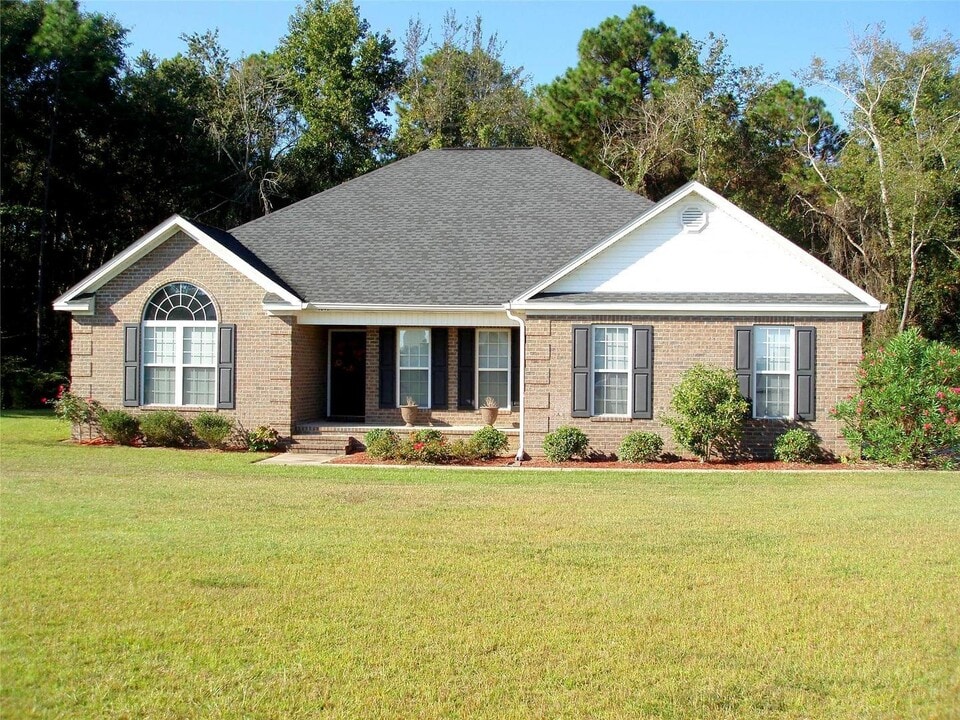 1613 Hucknall Pl in Statesboro, GA - Building Photo