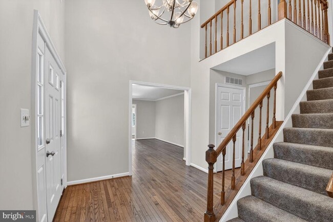 1302 Clayborne House Ct in McLean, VA - Building Photo - Building Photo