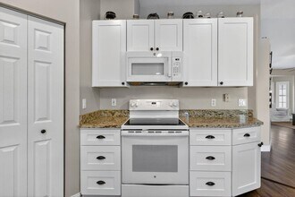 151 Monterey Way in West Palm Beach, FL - Building Photo - Building Photo