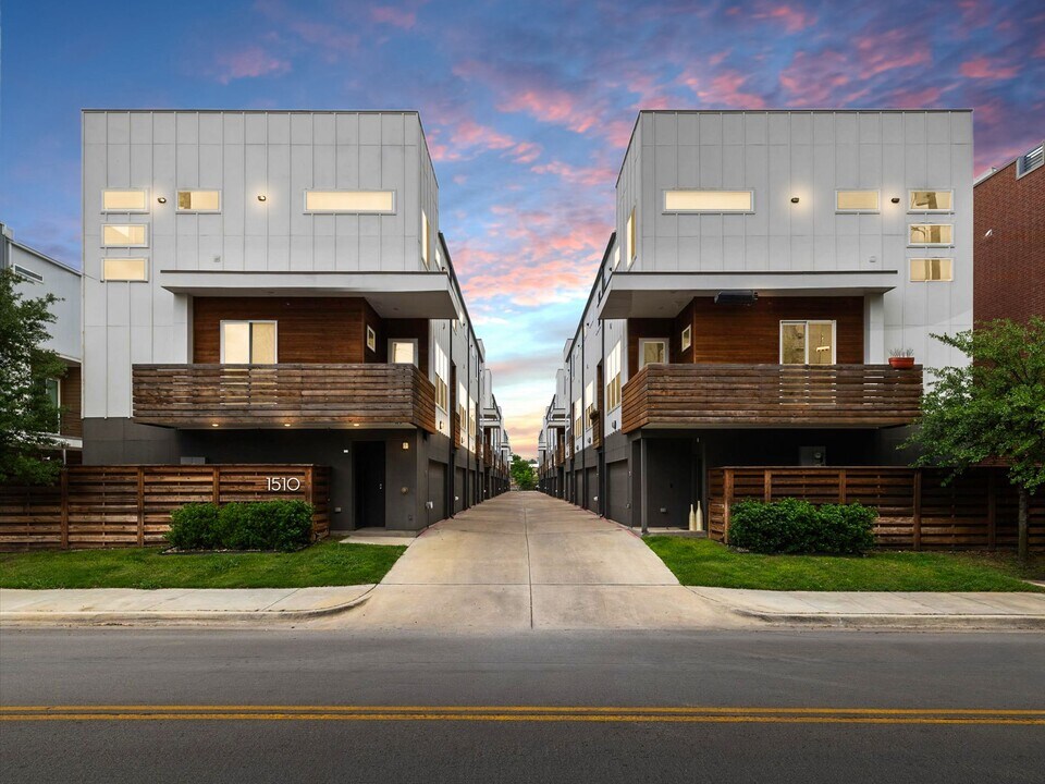 1510 N Washington Ave in Dallas, TX - Building Photo