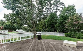 10400 Swerling Way in Raleigh, NC - Building Photo - Building Photo