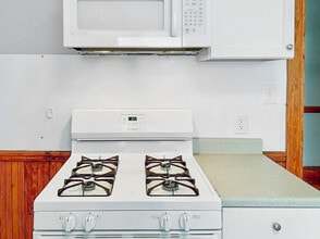 8 Wyvern St, Unit 2 in Boston, MA - Building Photo - Building Photo