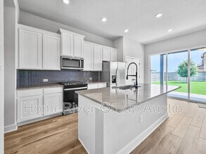 356 Horsemint Way in San Marcos, TX - Building Photo - Building Photo