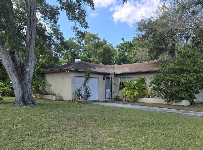 property at 809 Green Valley Rd