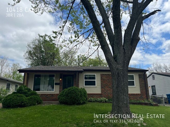 property at 10418 Castle Dr