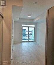 2501-2501 Saw Whet Blvd. in Oakville, ON - Building Photo - Building Photo