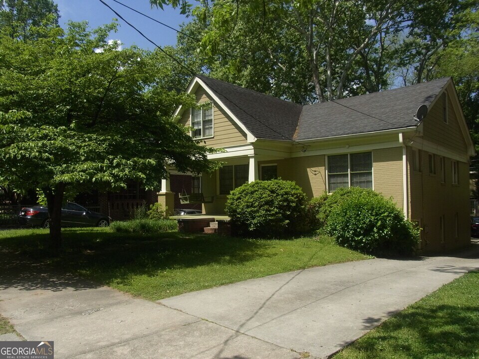886 Vedado Way NE in Atlanta, GA - Building Photo