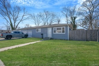 472 S Ocean Ave in Patchogue, NY - Building Photo - Building Photo