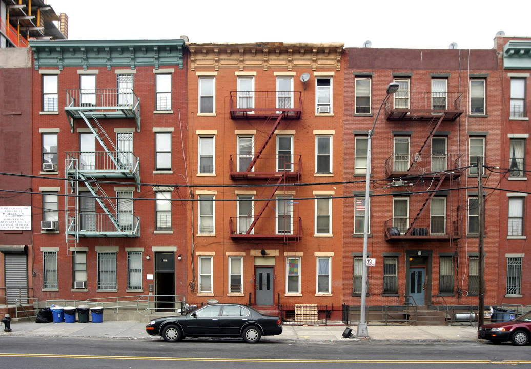 485 Saint Marks Ave in Brooklyn, NY - Building Photo