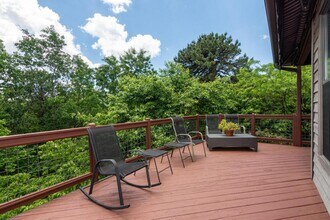 348 Winding Ridge in Black Mountain, NC - Building Photo - Building Photo