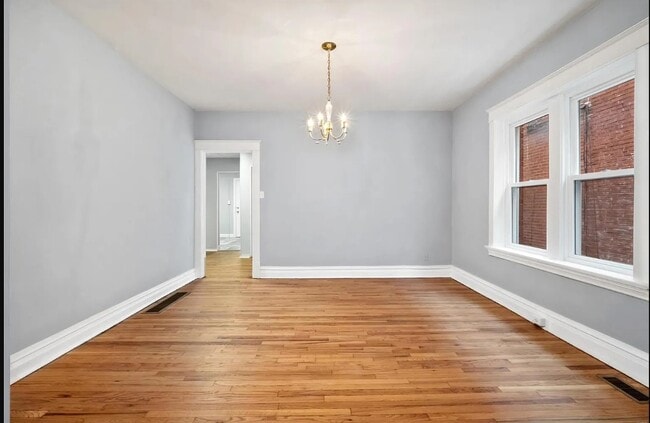 1010 Commodore, Unit 2nd floor
