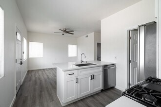 4915 54th St in San Diego, CA - Building Photo - Building Photo