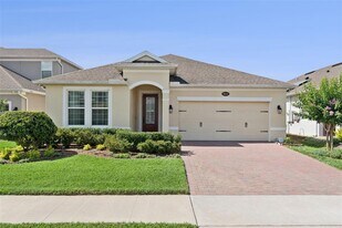 2615 Pinyonpine Ln in Sanford, FL - Building Photo