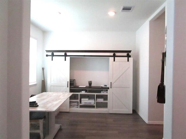9323 Darby Knoll Wy in Houston, TX - Building Photo - Building Photo