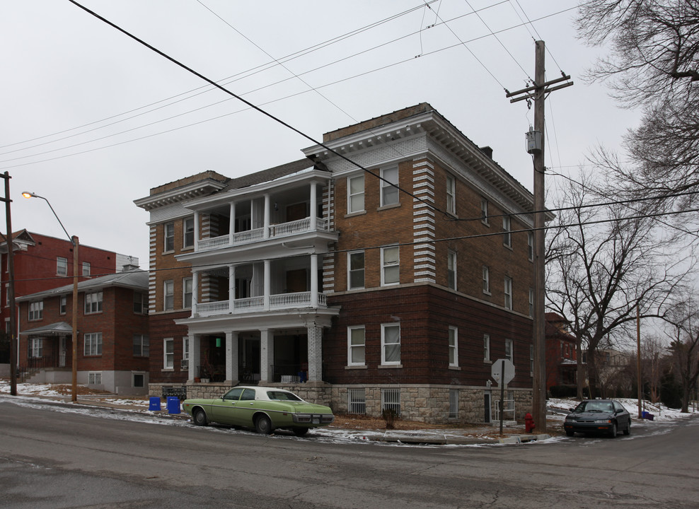 200-204 W 36th St in Kansas City, MO - Foto de edificio