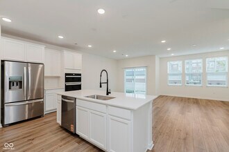 7306 Shroyer Wy in Noblesville, IN - Building Photo - Building Photo