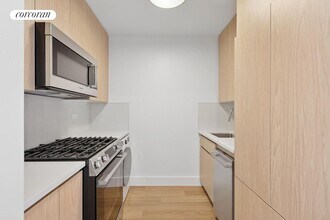 501 E 87th St in New York, NY - Building Photo - Building Photo