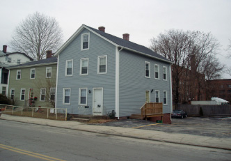 517 High St in Central Falls, RI - Building Photo