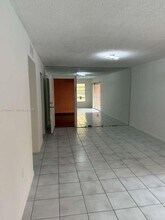 505 NW 72nd Ave in Miami, FL - Building Photo - Building Photo