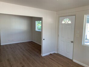 571 Maalo St in Kahului, HI - Building Photo - Building Photo