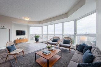 1000 Mount Pleasant in Toronto, ON - Building Photo - Building Photo