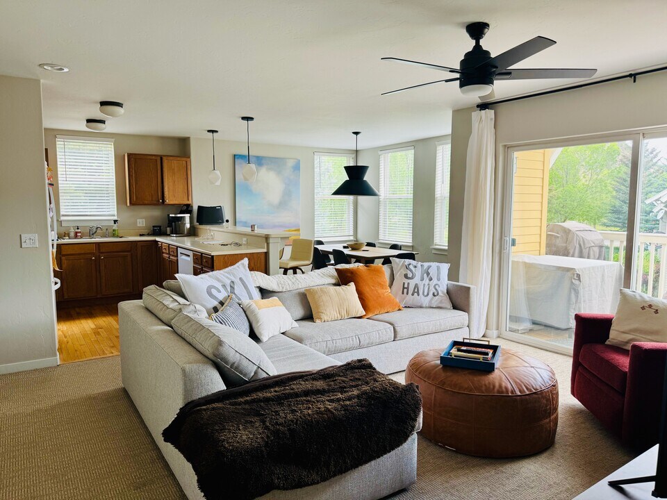 350 Founders Ave, Unit i202 in Eagle, CO - Building Photo