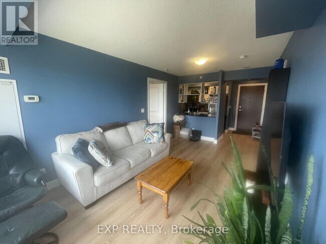 6-506 Eva Rd in Toronto, ON - Building Photo - Building Photo