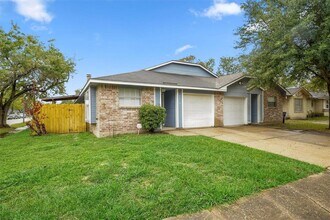22101 Moss Falls Ln in Spring, TX - Building Photo - Building Photo
