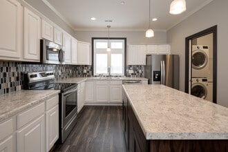 2192 Rolling Green Trl in North Mankato, MN - Building Photo - Building Photo