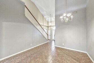 2115 Hollyfield Ln in Katy, TX - Building Photo - Building Photo
