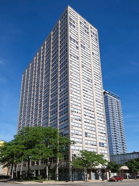 property at 2101 S Michigan Ave