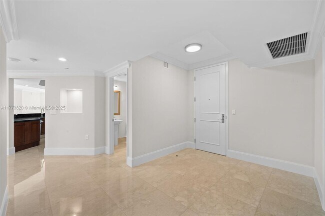 3301 NE 183rd St, Unit 1604 in Aventura, FL - Building Photo - Building Photo