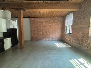 88 Gerrish Ave, Unit 101 in Chelsea, MA - Building Photo - Building Photo
