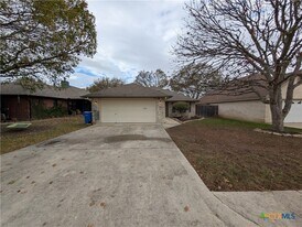 1666 Lantana Cir in New Braunfels, TX - Building Photo