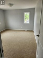 3266 Parker Ave in Fort Erie, ON - Building Photo - Building Photo